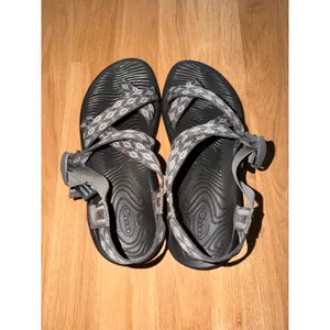 Chaco Z Cloud 2 Womens Sandals Grey Geometric Strappy Toe Loop Size 9 thumbnail 3