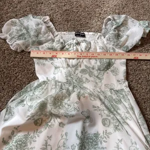 Scarlet Darkness Floral Toile Smocked Midi Dress Fairy Cottage Core Sz Small thumbnail 5
