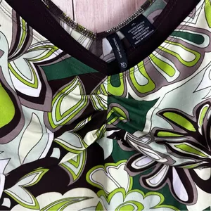 New Directions Y2K Green and Black Floral Tank Top thumbnail 5