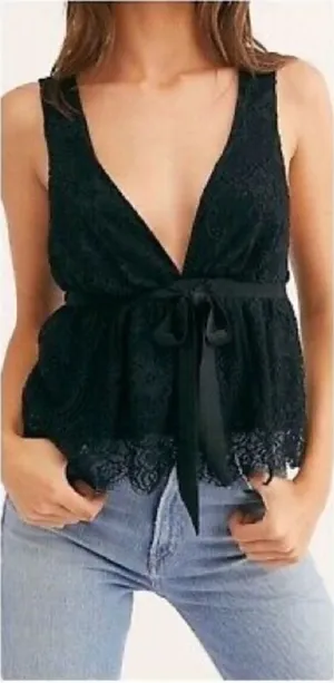 ✨HP✨Free People Chante Lace Black Tank✨ thumbnail 1