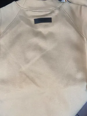 Fear of god Essentials Sweatshirt NWT Medium thumbnail 5