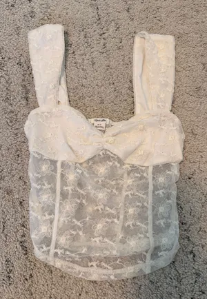 Urban Outfitters Top Kimchi Blue Lace thumbnail 1