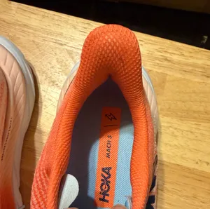 Hoka Mach 5 pre-owned - see pics soles have use but inside is very clean w 5.5 thumbnail 2