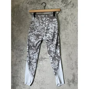 Lululemon Wunder Under HR Crop 23 Scallop Size 4 Luxreme Gray White Leggings New thumbnail 3