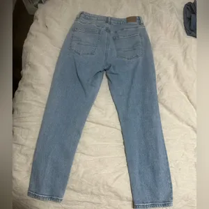American Eagle jeans thumbnail 2