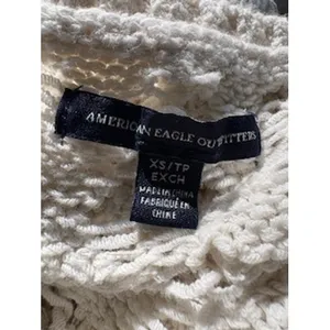 AMERICAN EAGLE Crochet Sweater Tank XS White Open Knit Boho Festival Top‎ thumbnail 6