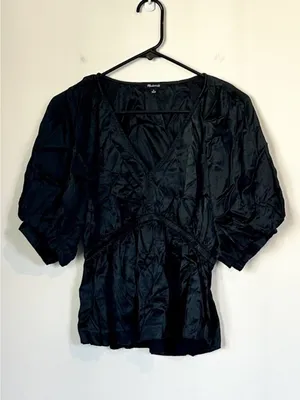 Madewell Black Shirred Puff-Sleeve Top in Satin - Size: Medium thumbnail 2