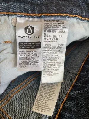 Levi’s 501 Original Fit High-Rise Jean Shorts thumbnail 8