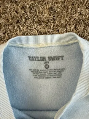 Taylor Swift 1989 Crewneck thumbnail 2