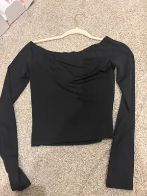 Edikted Long Sleeve Black Top thumbnail 3