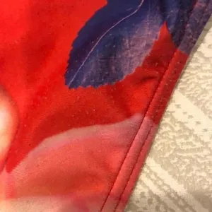 Insight Red Floral Bikini with Adjustable Straps Size 6 Top, Size 8 Bottom. thumbnail 8