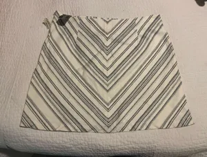 Aeropostale Above the Knee Skirt thumbnail 3