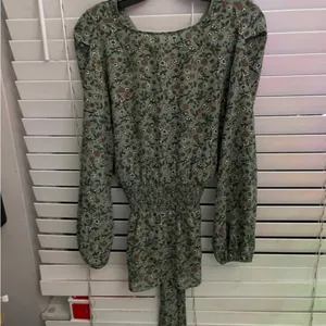 NWT Max Studio Blouse Medium thumbnail 9