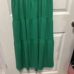 Monteau Green Smocked Tiered Midi Long Dress - Size Small thumbnail 7