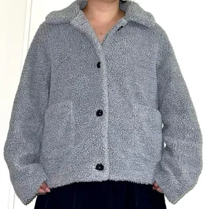 Button up Gray sherpa jacket Size M thumbnail 1