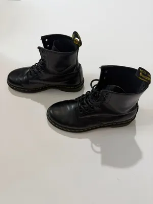 Dr. Martens 1460 Smooth Leather 8-Eye Combat Boots, Black, Women's Size 8 thumbnail 2