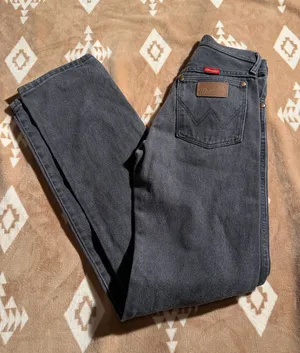 Cowboy cut gray wrangler jeans  thumbnail 1