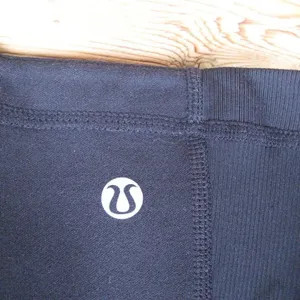 Lululemon Run Switch Back Reversible Half Zip Pullover thumbnail 7