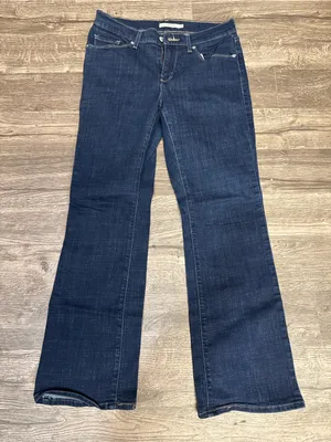 Levi’s Classic Bootcut Dark Wash Jeans Size 6 | Flattering Fit thumbnail 3
