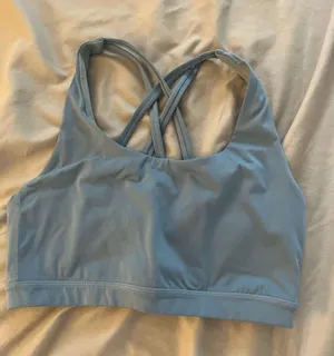 Sports bra Size 6 thumbnail 1