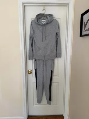Victoria's Secret Woman’s Tracksuit Set Gray Zip Hoodie Joggers, Sz S thumbnail 12