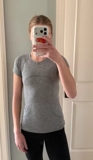 Lululemon Swiftly Tech Short Sleeve thumbnail 1