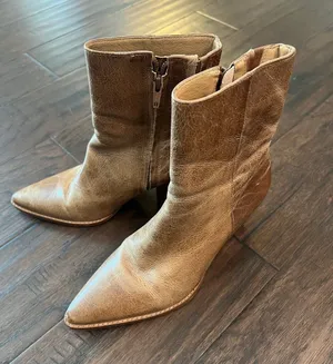 Matisse The Caty Mainline Brazilian Luxe Tan Pointed-Toe Leather Boots 6 thumbnail 1
