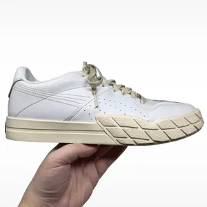 Puma Eris Fantasy Leather Lace-up Sneakers Women’s Size 9 White-Whisper White thumbnail 8