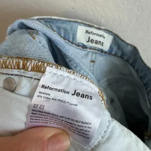 REFORMATION Stevie Ultra High Rise Straight Tahoe Raw Hem Denim Jeans Womens 26 thumbnail 8