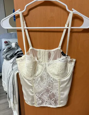 White Corset Top Size M thumbnail 1