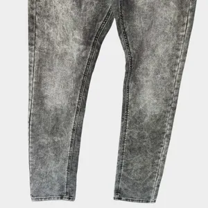 That's It Jeans Womens Sz‎ 32 Stretch Black Wash Denim Skinny Leg Grungy thumbnail 4