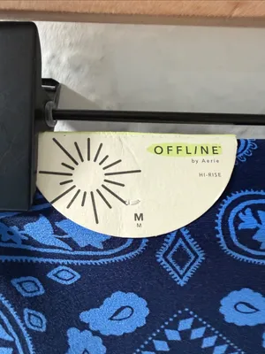 NWT OFFLINE by Aerie Navy & Blue Paisley Real Me Crop Leggings Size Medium thumbnail 3