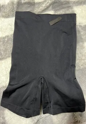 Shorts thumbnail 1