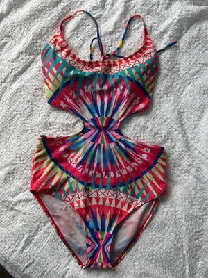 Colorful Geometric Cutout One-Piece Swimsuit thumbnail 5
