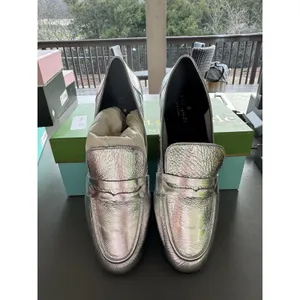 Kate Spade New York METALLIC SILVER Women's Genevieve Loafers‎ Size 6.5 Crinkle thumbnail 3