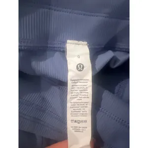 Lululemon Dance Studio Mid-Rise Pant Washed Denim Size 0 31" Inseam thumbnail 5