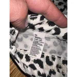 American Eagle Junior‎ Jean Denim Shorts Cow spotted sz 00 thumbnail 3