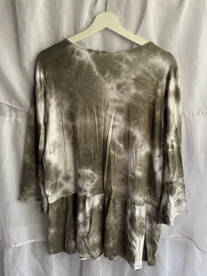 Ava James Tie Dye Cut Out Knit Blouse thumbnail 4