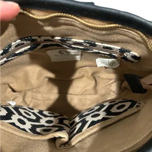 Spartina Convertible Crossbody Bag in Black/White Seagrass Fabric/leather trim thumbnail 7