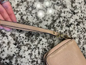 Michael Kors Wallet Wristlet thumbnail 8