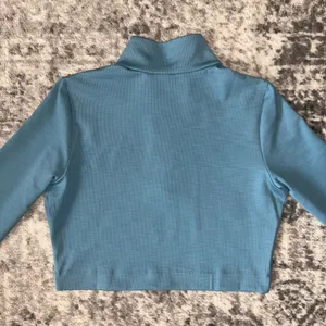 Vuori Lux Rib Half Zip Long Sleeve Cropped Top thumbnail 3
