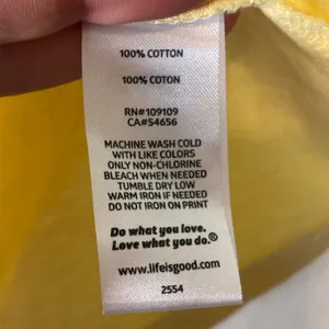Life is Good Women's Size S Crusher Tee Yellow Floral Daisy Graphic T-Shirt thumbnail 6