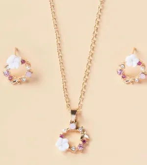 Flower necklace and earrings set thumbnail 3