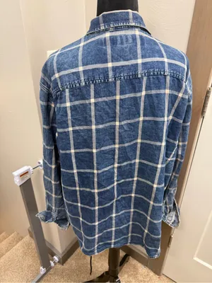 Old Navy Women's Oversized Boyfriend Button Down Denim Shirt Windowpane Plaid M thumbnail 4