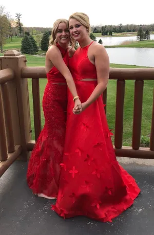 Prom Dress thumbnail 3