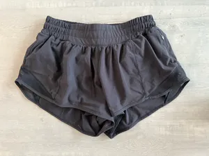 Lululemon Hotty Shorts 2.5" thumbnail 1