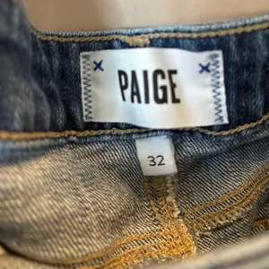Paige Denim Jean Shorts Women's Size 32 Jimmy Jimmy Dark Wash Cuffed Distressed thumbnail 4