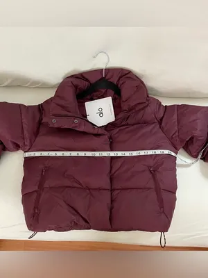 ALO Yoga NWT Gold Rush Puffer Jacket Burgundy with Zipper pockets Size S thumbnail 8