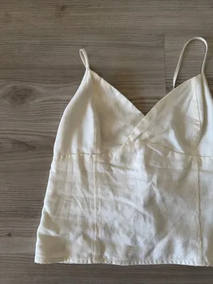 Et Clet Cream Spaghetti Strap V-Neck Top Tie Back thumbnail 3