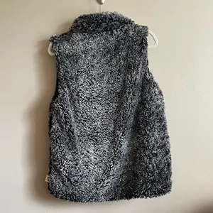‎Simply Southern faux fur vest thumbnail 9